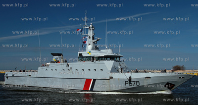 Francuski partolowiec Pluvier w Gdyni
25.04.2013 fot....