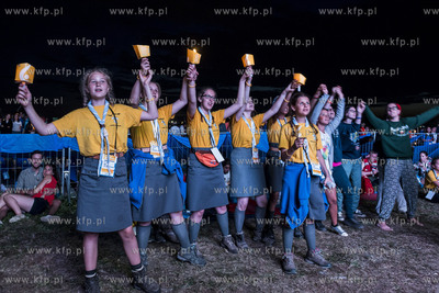 Młodzi z całego świata w sobotę, w przedostatni...