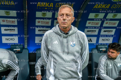 I liga. Arka Gdynia - Kotwica Kołobrzeg n/z Ryszard...