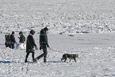 Sopot. Zimowa niedziela w Sopocie. 15.02.2026 fot....