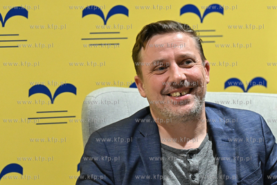 Sopoteka w Sopocie. Spotkanie autorskie z pisarzem...