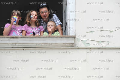 Festyn i akcja charytatywna "Zeszyt dla ucznia" na...