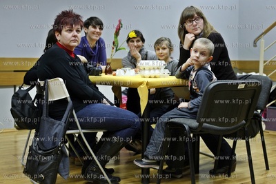 Akademickie Centrum Kultury UG Alternator. Zespol Piesni...