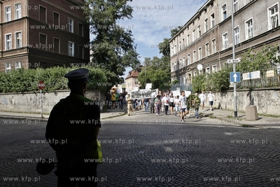 Marsz przeciwko przemocy policji w Gdansku Wrzeszczu,...