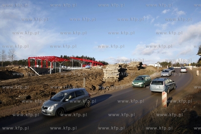 Objazd budowanego wiaduktu w ciagu ulicy Budowlanych...