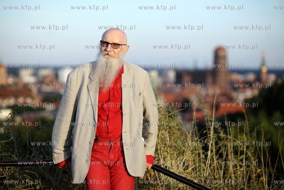 Literacki spacer po Gdansku z Mieczyslawem Abramowiczem.
19.08.2014
fot....