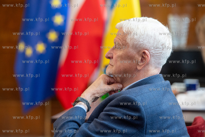 XIV sesja Rady Miasta Sopotu. Podczas sesji wręczono...