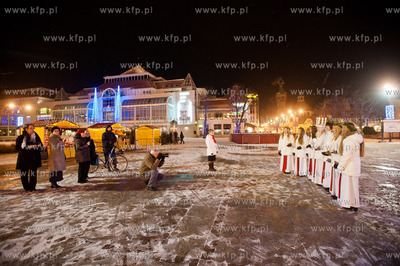 Sopot. Plac Przyjaciol Sopotu. Tradycyjny Orszak sw....