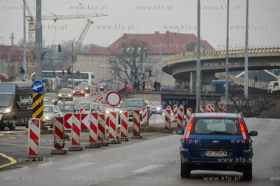 Gdansk. Przygotwania do zmian organizacji ruchu, polegajacych...