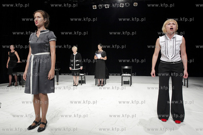 Gdansk. Teatr Wybrzeze. Prapremiera powiesci Marius...