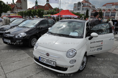 Plac Zdrojowy w Sopocie. Moto Show na Molo zorganizowany...