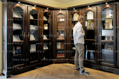 Sanktuarium Matki Bozej Bolesnej w Licheniu (woj. wielkopolskie)....