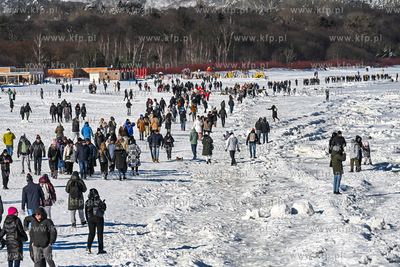 Sopot. Zimowa niedziela w Sopocie. 15.02.2026 fot....
