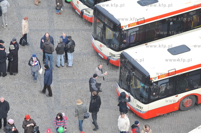 Targ Weglowy w Gdansku - prezentacja nowych autobusow...