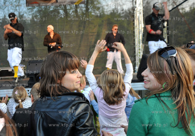 Po otwarciu nowej remizy OSP w Sulminie i poswieceniu...