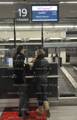 Pierwszy dzien funkcjonowania nowego terminalu T2 gdańskiego...