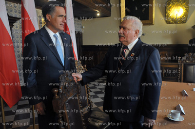 Mitt Romney, kandydat Partii Republikanskiej na prezydenta...