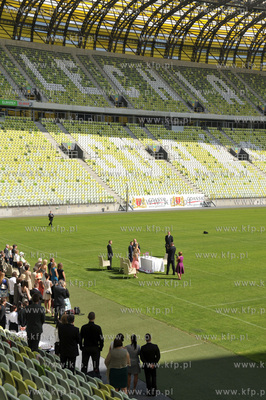 Slub na stadionie PGE Arena w Gdansku. Inga Szwarc...