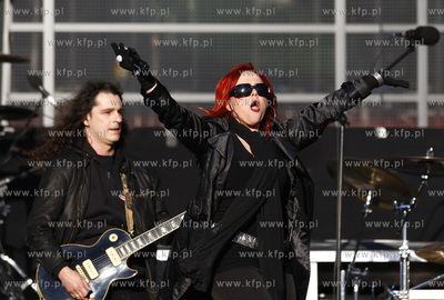 Gdansk. Stocznia. Koncert Zaczelo Sie W Polsce bedacy...