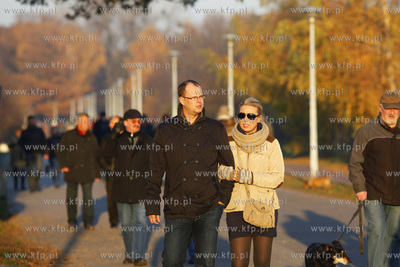 Gdansk. Promenada prowadzaca do Molo.
12.11.2011
fot....
