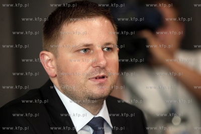 Gdansk. Konferencja prasowa prezesa Amber Gold Marcina...