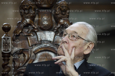 Gdańsk. Dwór Artusa. Uroczysta sesja Rady Miasta....