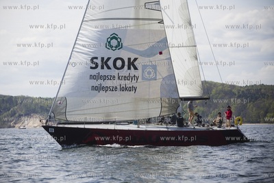 Gdynia.  Regaty o puchary: Komandora JKMW zorganizowane...