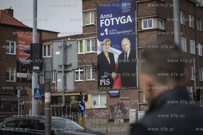 Kampania wyborcza do Europarlamentu. Skrzyżowanie...
