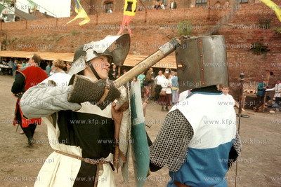 Turniej rycerski na zamku w Gniewie. 07.96 Fot. Maciej...