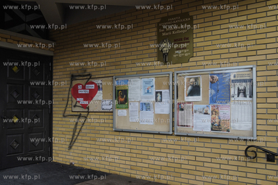 Gdańsk, Suchaniono. Symbol Strajku Kobiet wymalowany...