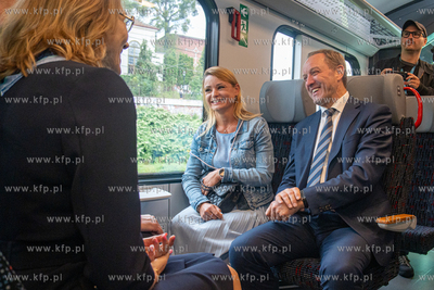 Przystanek SKM Śródmieście. Prezentacja nowych pociągów...