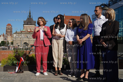 Forum Gdańsk. Odsłonięcie figurki Gdańskiego Lwa...
