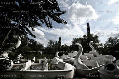 Berlin stolica Niemiec. Nz. Opuszczone wesole miasteczko...