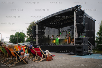 25. Festiwal Jazz Jantar / lato. Koncert zespołu Ziemia...