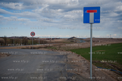 Straszyn. Budowa obwodnicy poludniowej. 
02.04.2012
fot....