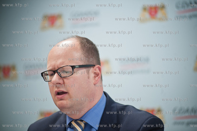 Urzad Miasta Gdanska. Konferencja prasowa podsumowujaca...