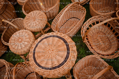 Gdansk. Plac przed siedziba Polskiego Zwiazku Wedkarskiego...