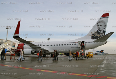 Gdansk, Rebiechowo. Nz. Boeing 737-8FZ linii Norwegian...
