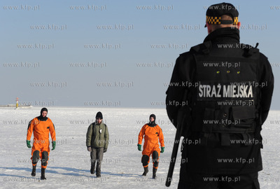 Sopot. Akcja Policji, Strazy Pozarnej i Strazy Miejskiej...