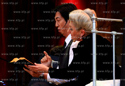 Estrada przed Palacem Opatow w Parku Oliwskim. Mozartiana...