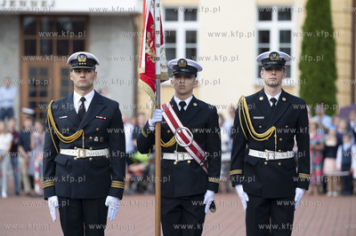 Gdynia. Akademia Marynarki Wojennej. Uroczysta promocja...