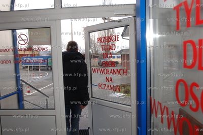 Michal Tusk zdal egzamin na prawojazdy kategorii D...