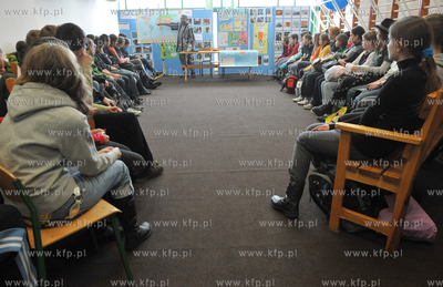 Luzino. Gimnazjum im. Pisarzy Kaszubko-Pomorskich....