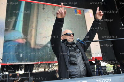 Przygotowanie do koncertu bedacego czescia uroczystosci...