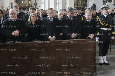 Bazylika Mariacka w Gdansku. Uroczystosci pogrzebowe...