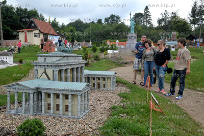 Kaszubski Park MIniatur w Stryszej Budzie kolo Mirachowa...