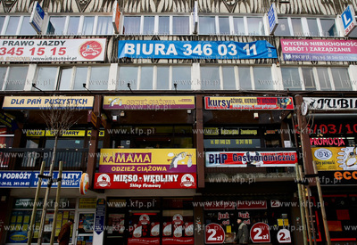 Gdansk Wrzeszcz. Pawilon handlowy przy ul. Klonowej.
05.03.2010
fot....