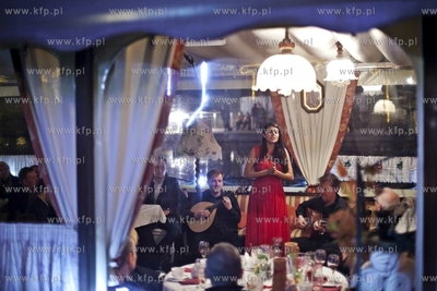 Gdansk. Siesta Festival. Wieczor Fado na barce w Miescie...