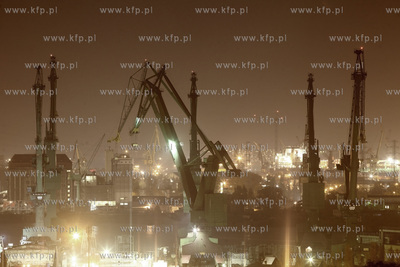Zurawie w Stoczni Gdanskiej. 23.10.2013 fot. Krzysztof...