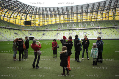 PGE Arena i Schronisko dla Bezdomnych Zwierzat Promyk...